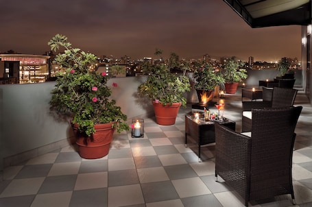 Terrace/patio. Melia Lima