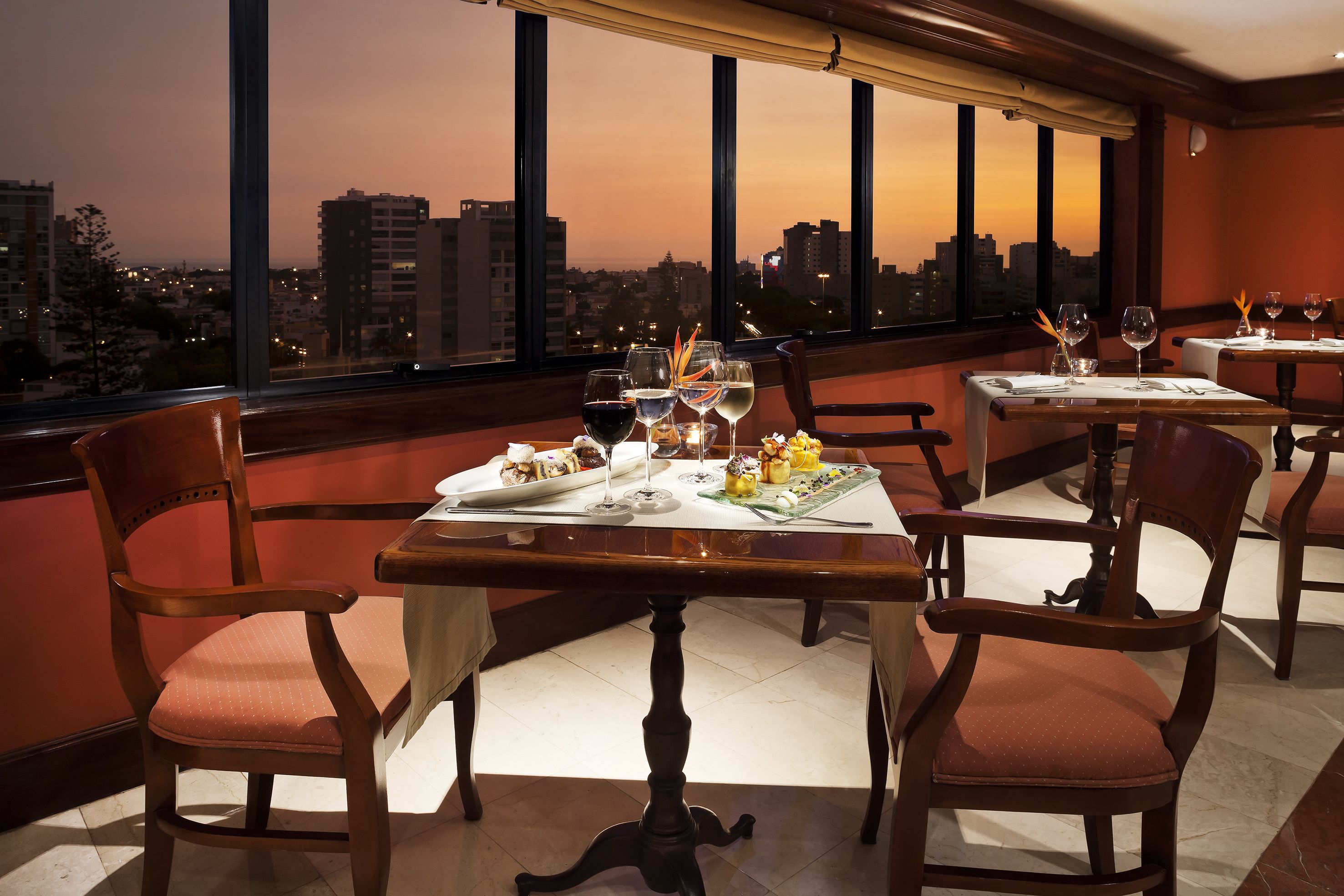 Se sirven desayunos, almuerzos y cenas