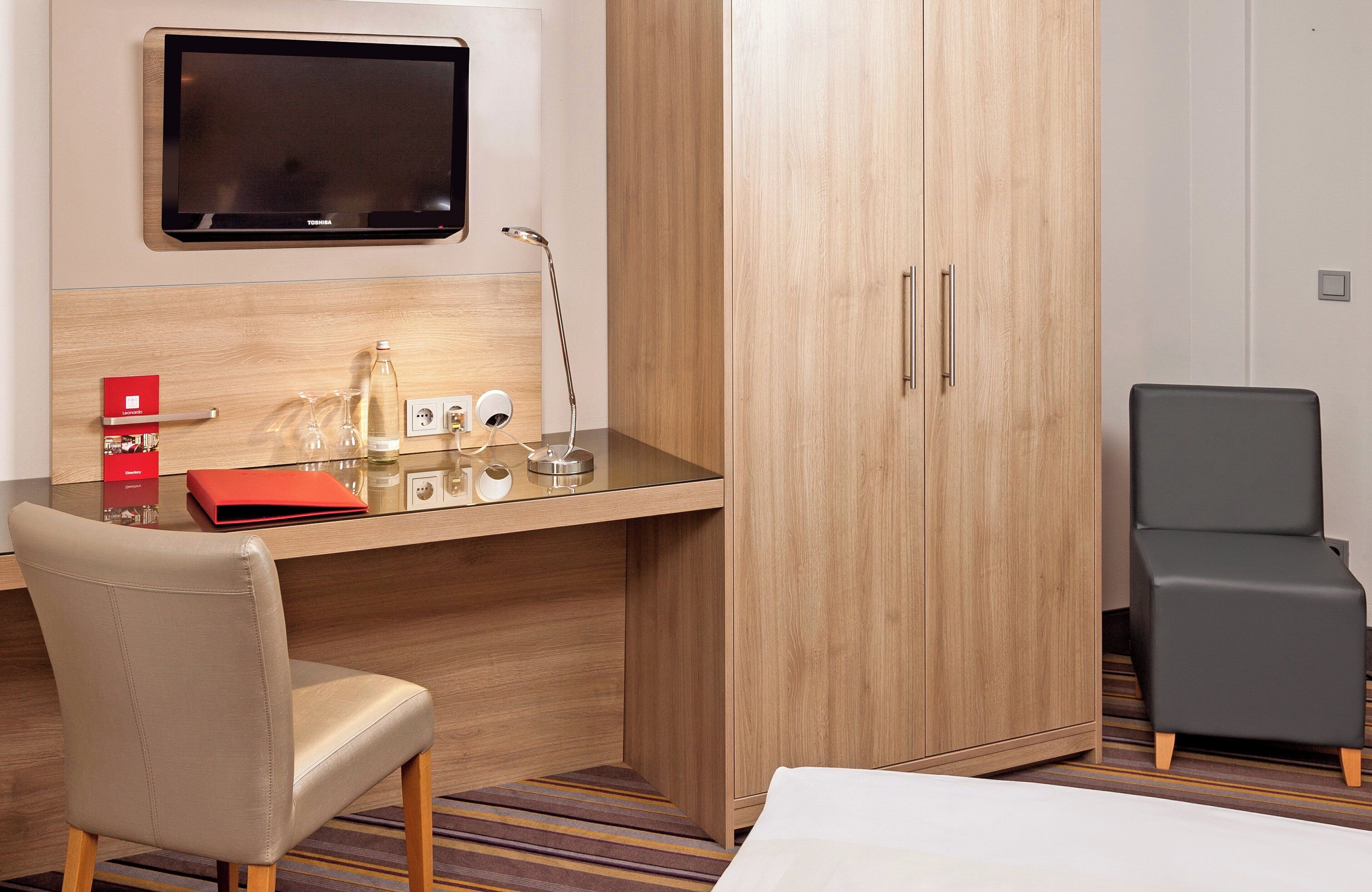 hypo-allergenic bedding, minibar, in-room safe, desk