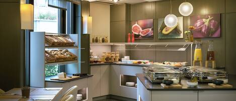 Daily buffet breakfast (EUR 18 per person)