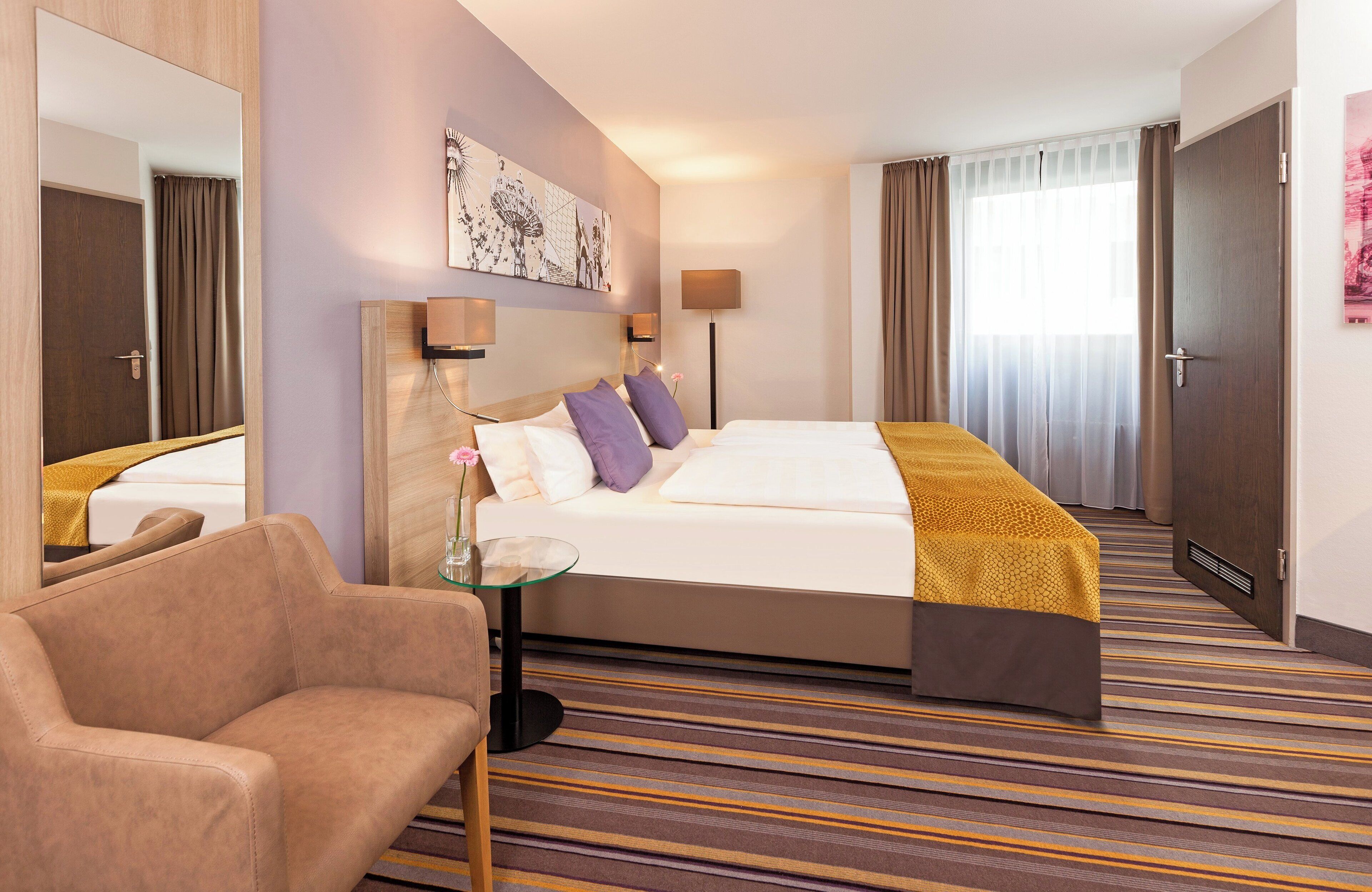 superior room | hypo-allergenic bedding, minibar, in-room safe, desk