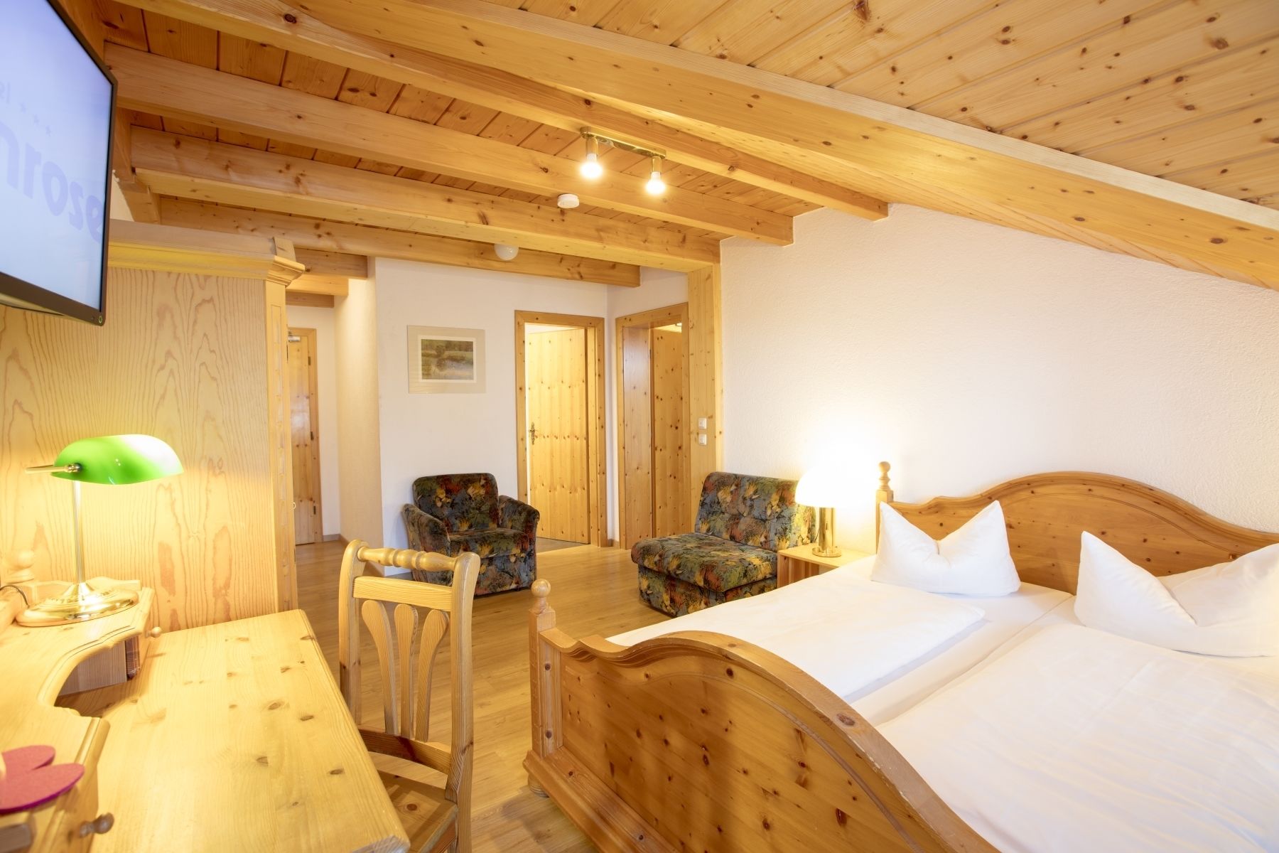 standard double or twin room | hypo-allergenic bedding, in-room safe, individually decorated, free wifi