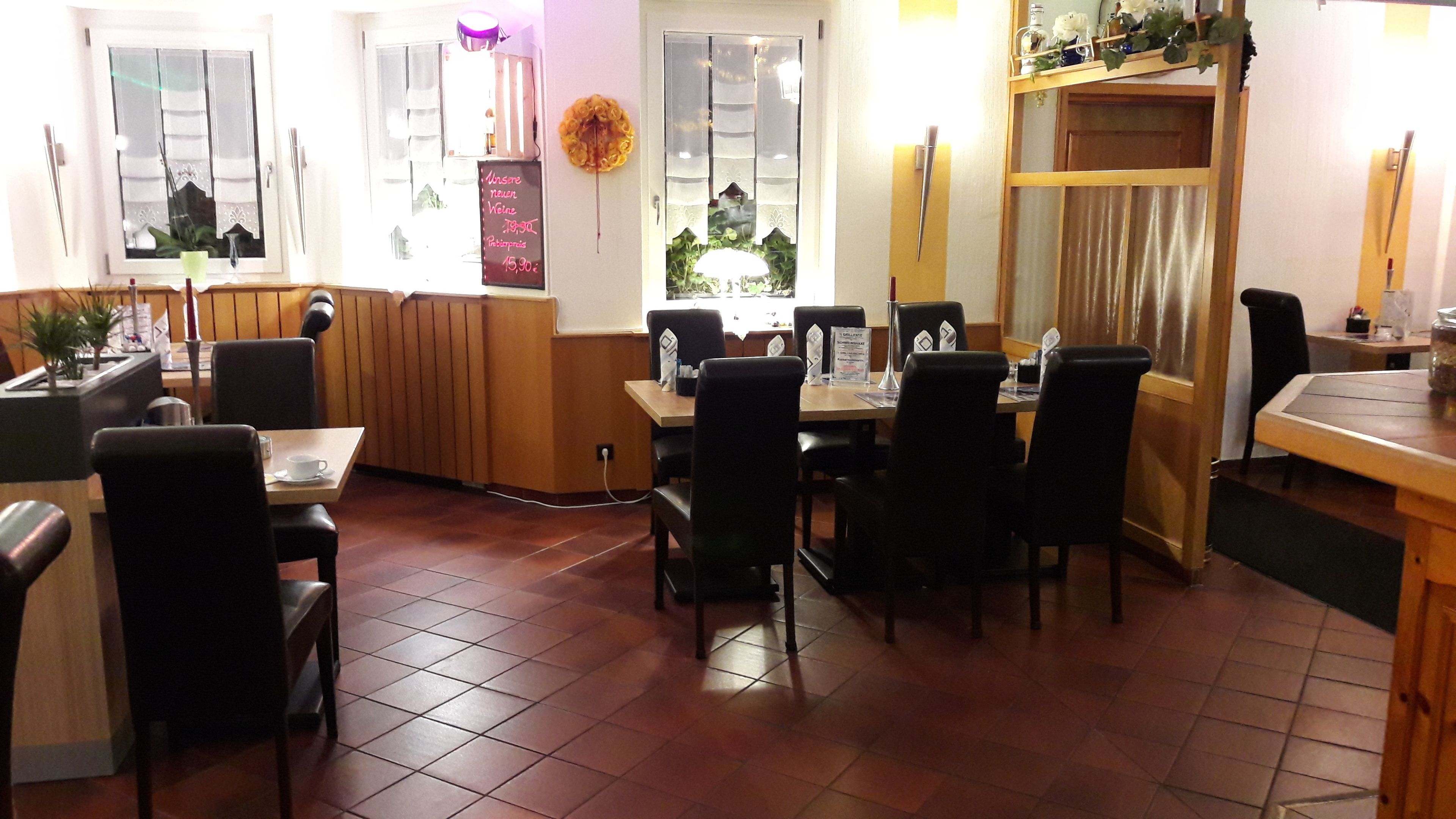 breakfast and dinner served, german cuisine