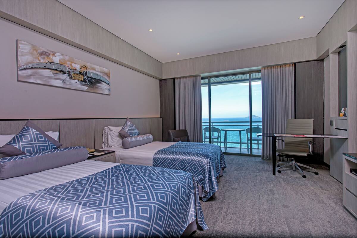 Premium Sea View | Matelas mémoire de forme, minibar, coffres-forts dans les chambres