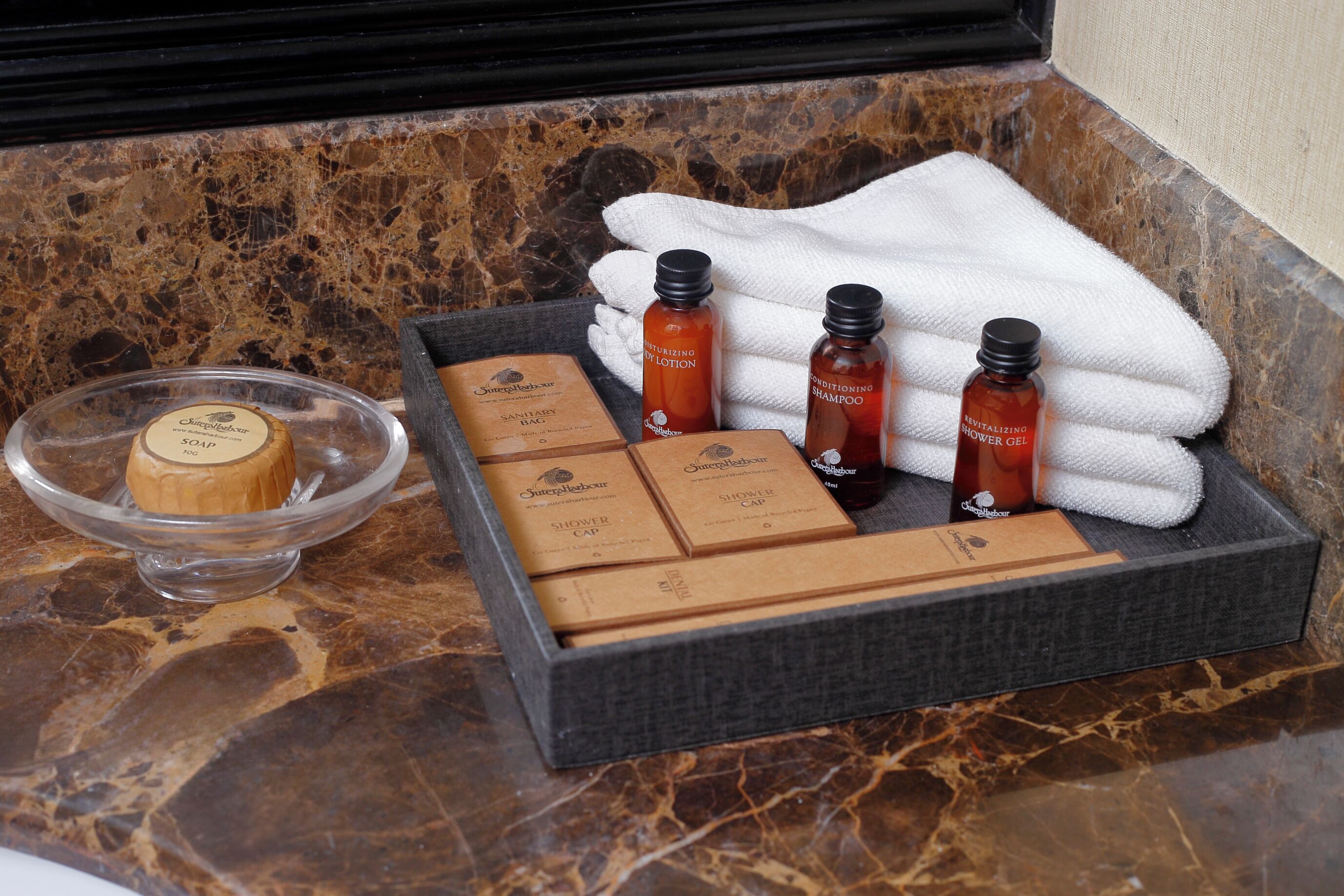 1 bedroom, memory-foam beds, minibar, in-room safe