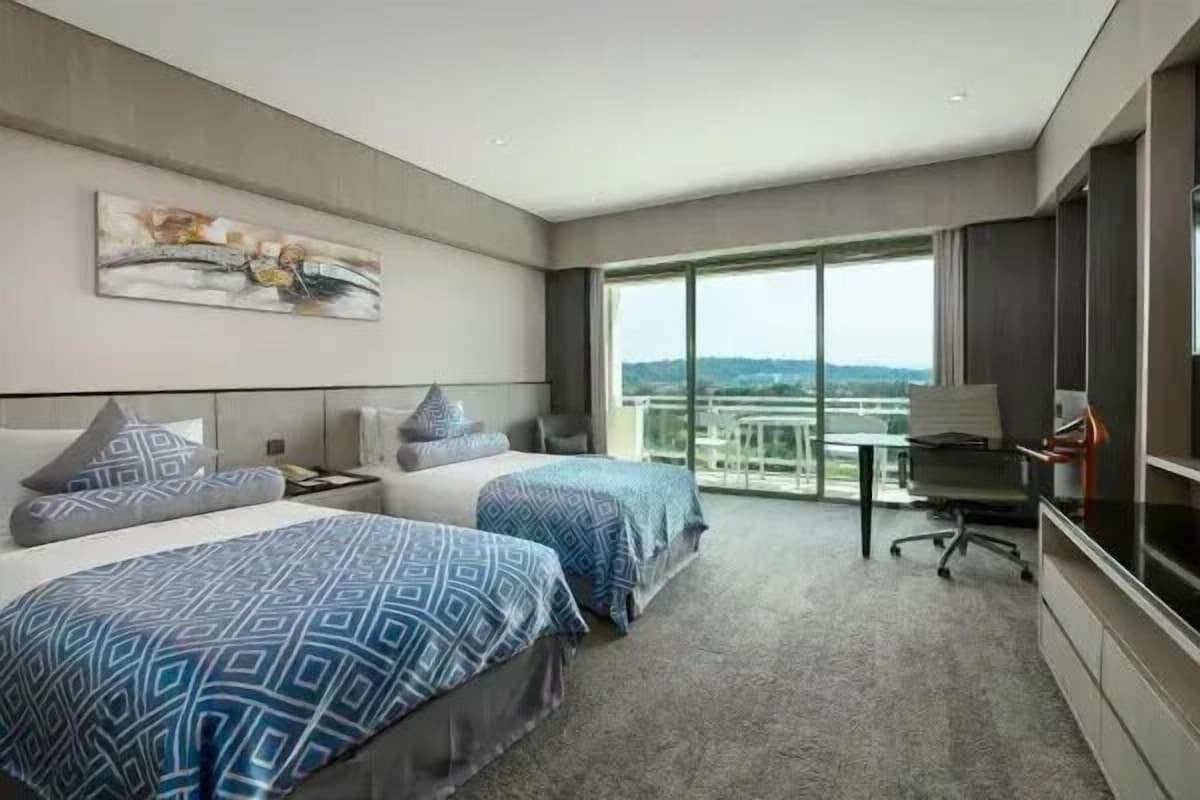 Memory foam beds, minibar, in-room safe, desk