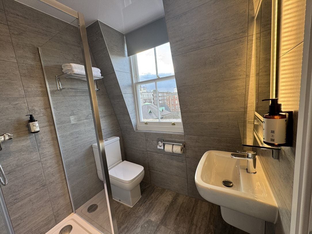 Photo - Berjaya Eden Park London Hotel