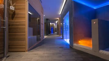 BehandlungsrĂ€ume fĂŒr Paare, Sauna, Whirlpool, TĂŒrkisches Bad/Hamam
