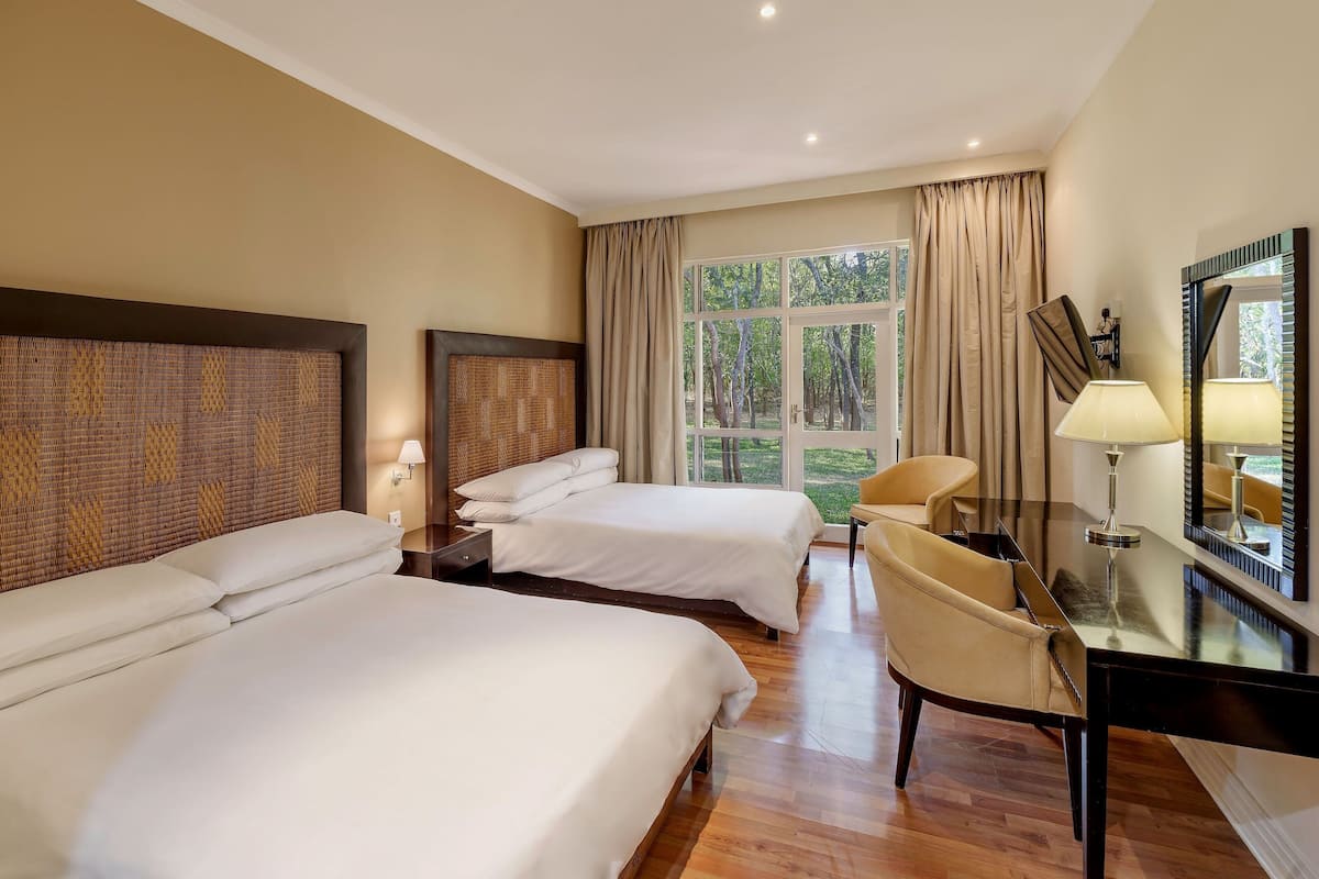 Room, 2 Twin Beds | Down comforters, minibar, in-room safe, desk