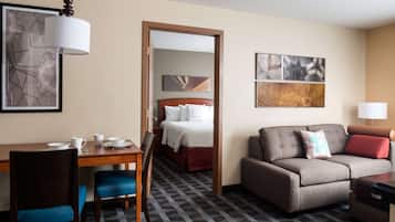 Egyptian cotton sheets, premium bedding, pillowtop beds, desk