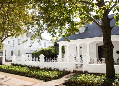 River Manor Boutique Hotel