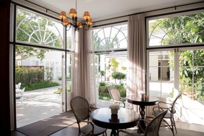 Breakfast area - River Manor Boutique Hotel (Stellenbosch)