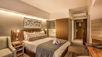 In-room safe, desk, free WiFi, bed sheets