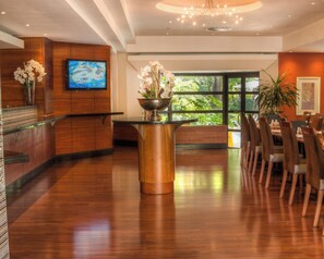 Bar (on property) - City Lodge Hotel Sandton, Katherine Street (Johannesburg)