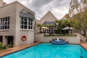 Outdoor pool, sun loungers