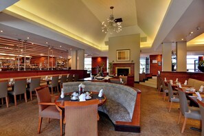 Daily buffet breakfast (ZAR 165 per person)