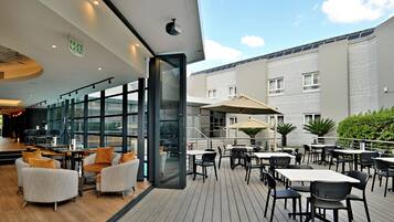 Sun deck