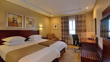 Premium bedding, in-room safe, desk, blackout drapes