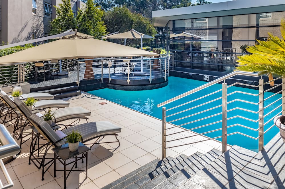 City Lodge Johannesburg Airport, Barbara Road
