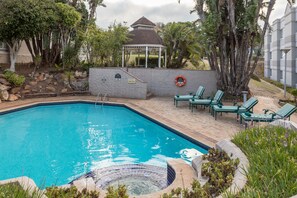 Outdoor pool, sun loungers