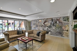 Sala de estar en el lobby