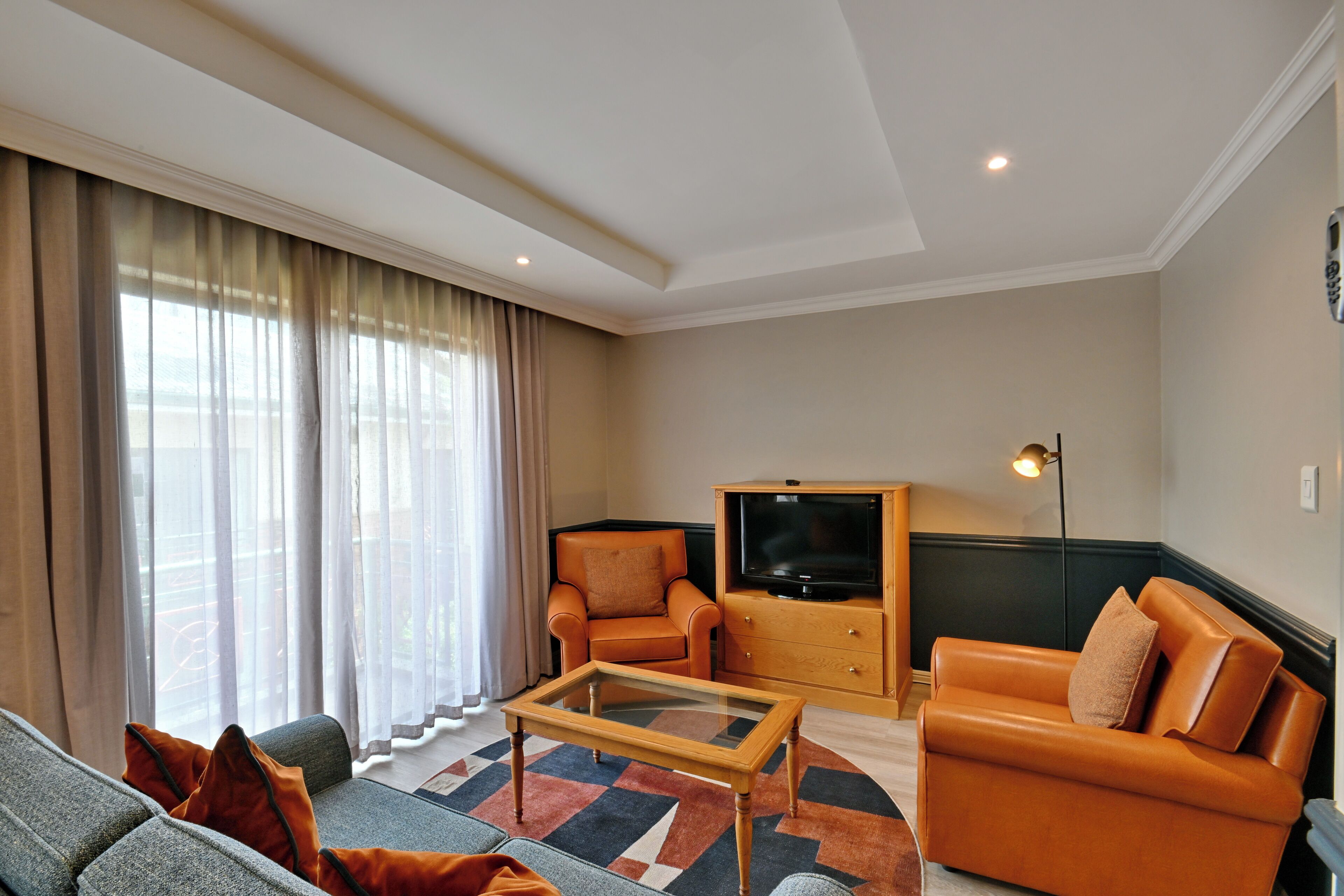 Photo - Courtyard Hotel Rosebank