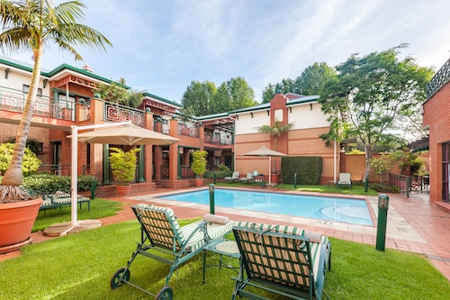Courtyard Hotel Rosebank