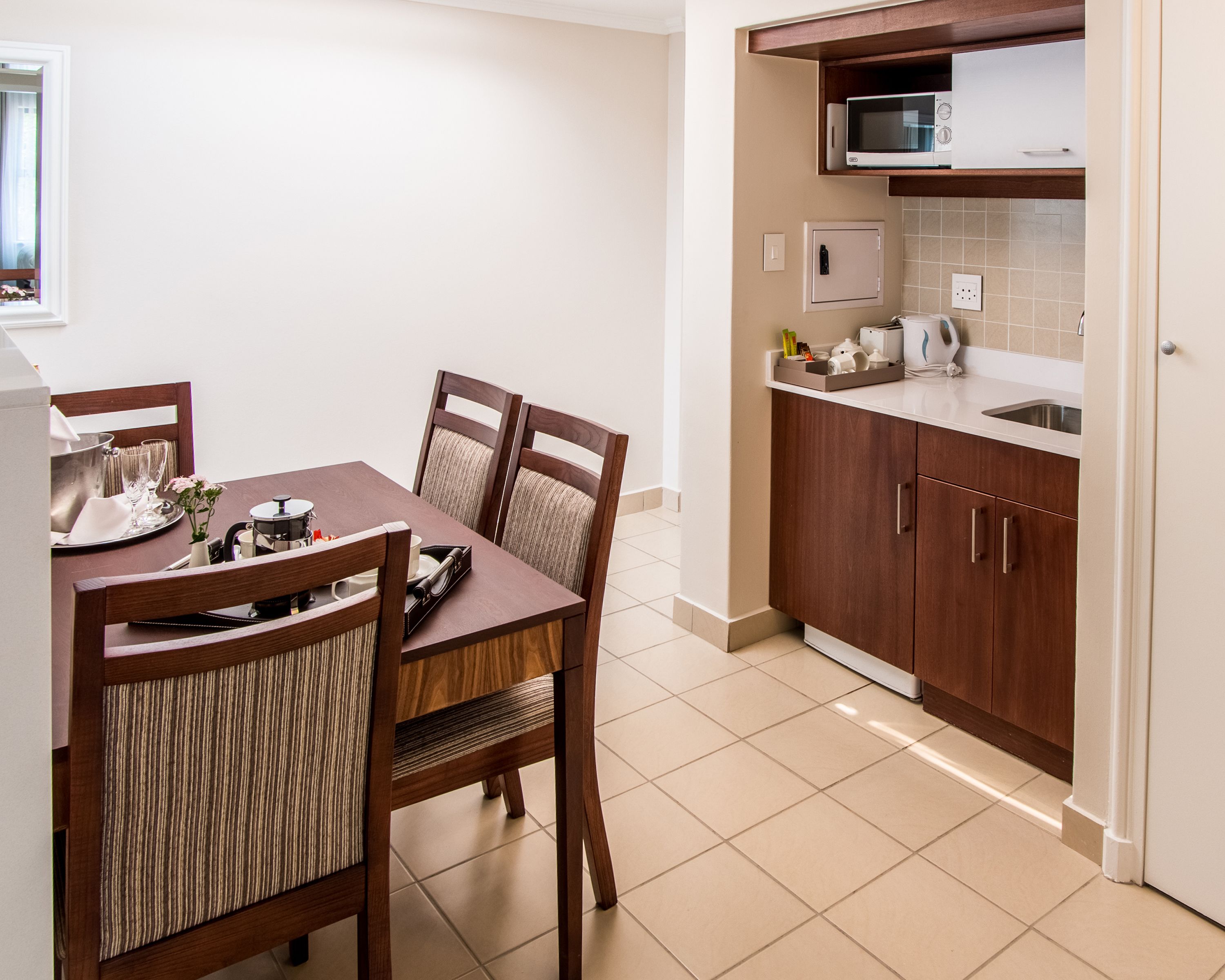 fridge, microwave, coffee/tea maker, electric kettle