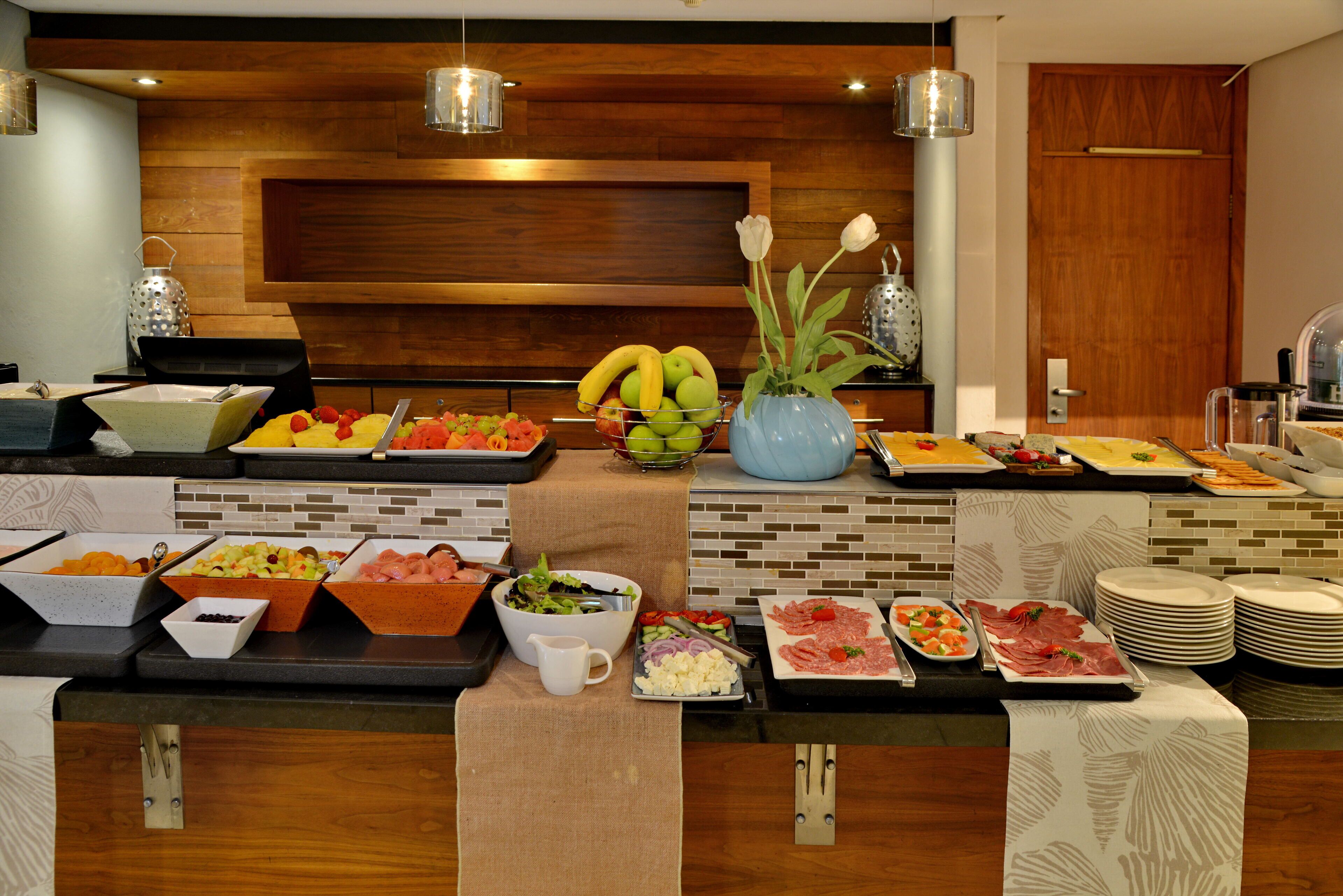 daily full breakfast (zar 205 per person)