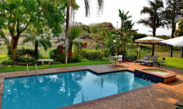 Outdoor pool, sun loungers