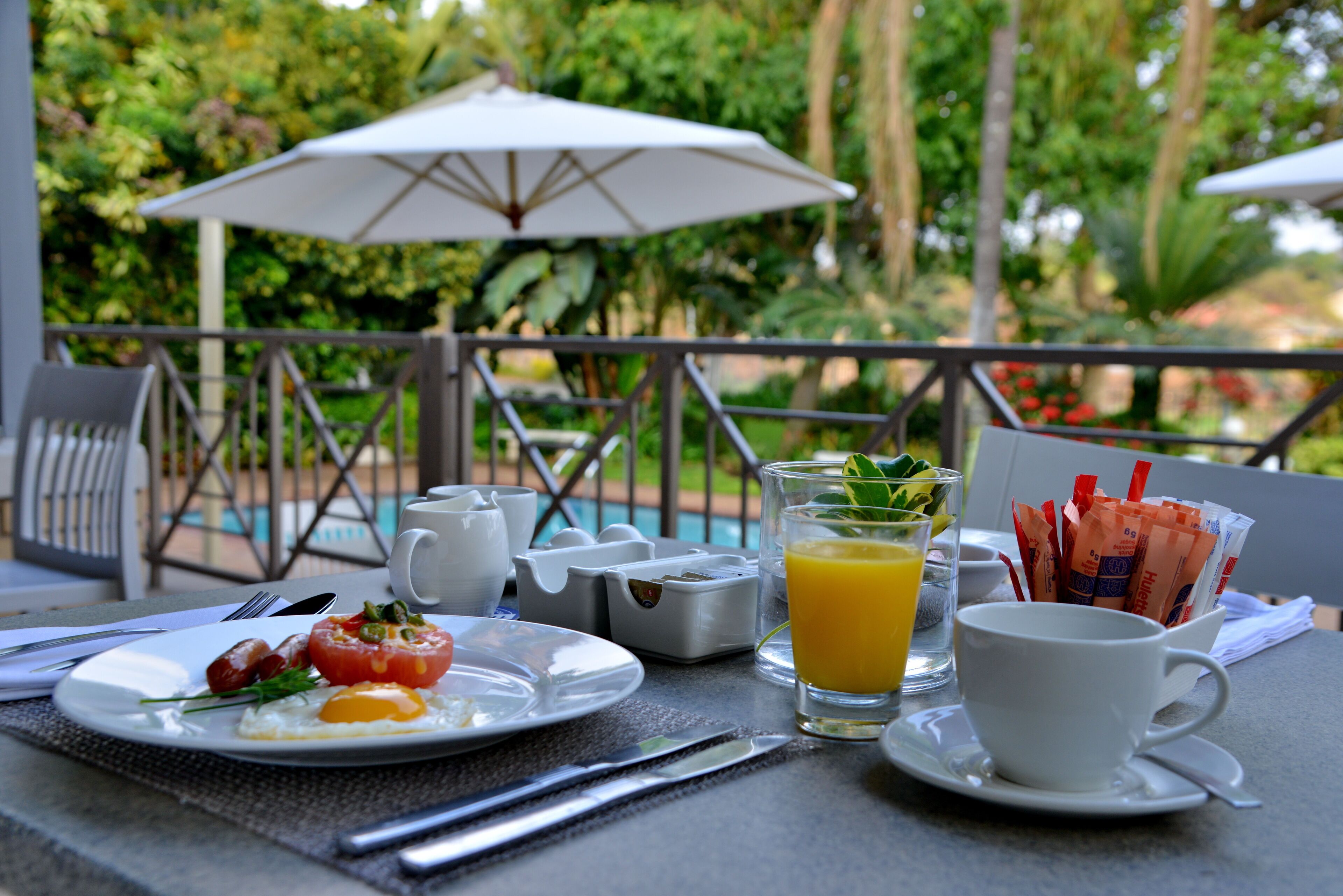 daily buffet breakfast (zar 165 per person)