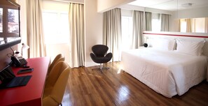 Premium studio | Een kluis op de kamer, een bureau, geluiddichte muren, gratis wifi