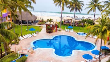 5 buitenzwembaden, parasols voor strand/zwembad