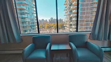 One Bedroom Apartment with Balcony, Robson Street