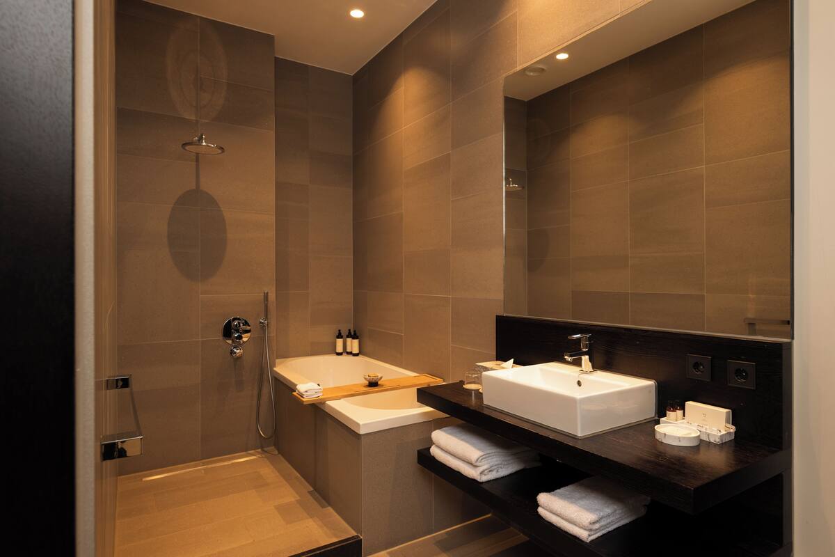 free toiletries, hair dryer, bathrobes, slippers