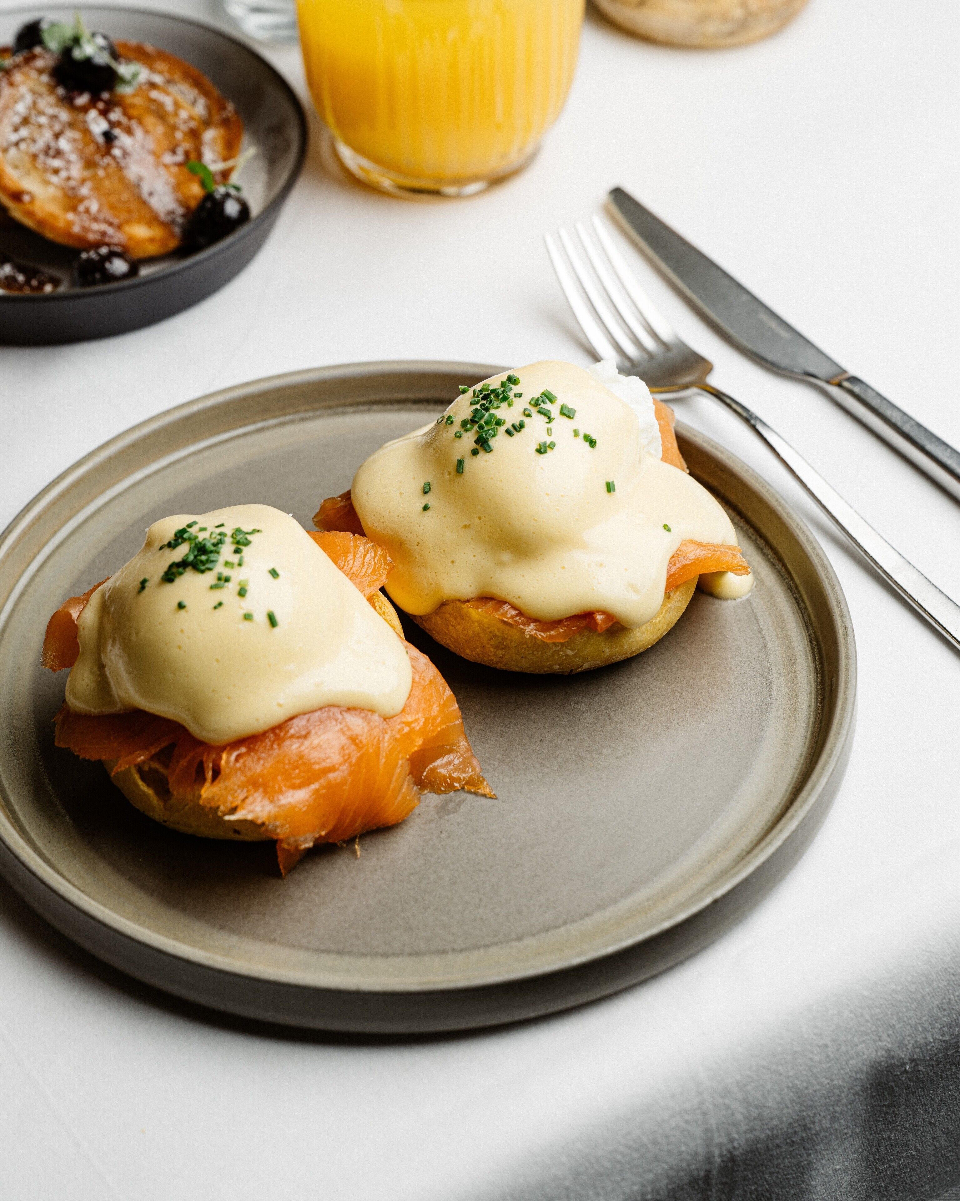 daily cooked-to-order breakfast (eur 28.50 per person)