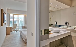 Supreme Room (Lycabettus View) | Bathroom | Free toiletries, hair dryer, slippers, towels - Athens Tiare by Mage Hotels (Athens)