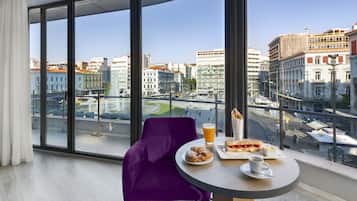 Corner Suite Fountain View | Quang cảnh từ phòng