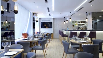 Colazione a buffet a pagamento, servita tutte le mattine