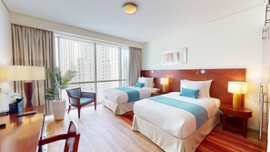 2 bedrooms, premium bedding, in-room safe, desk