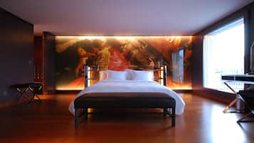 Suíte, 1 cama King, para não fumantes, vista para a montanha | Roupas de cama premium, cofres nos quartos, individualmente decorados