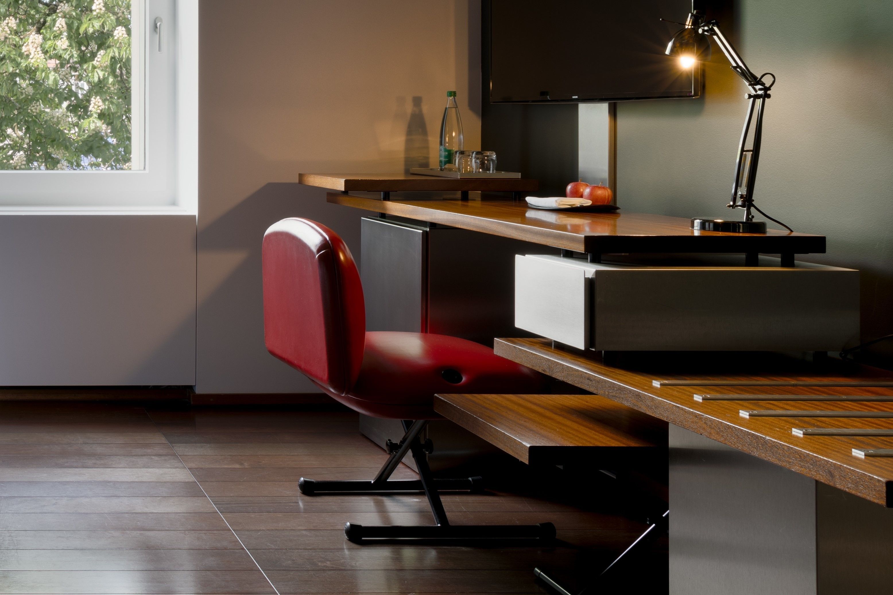 premium bedding, in-room safe, individually decorated