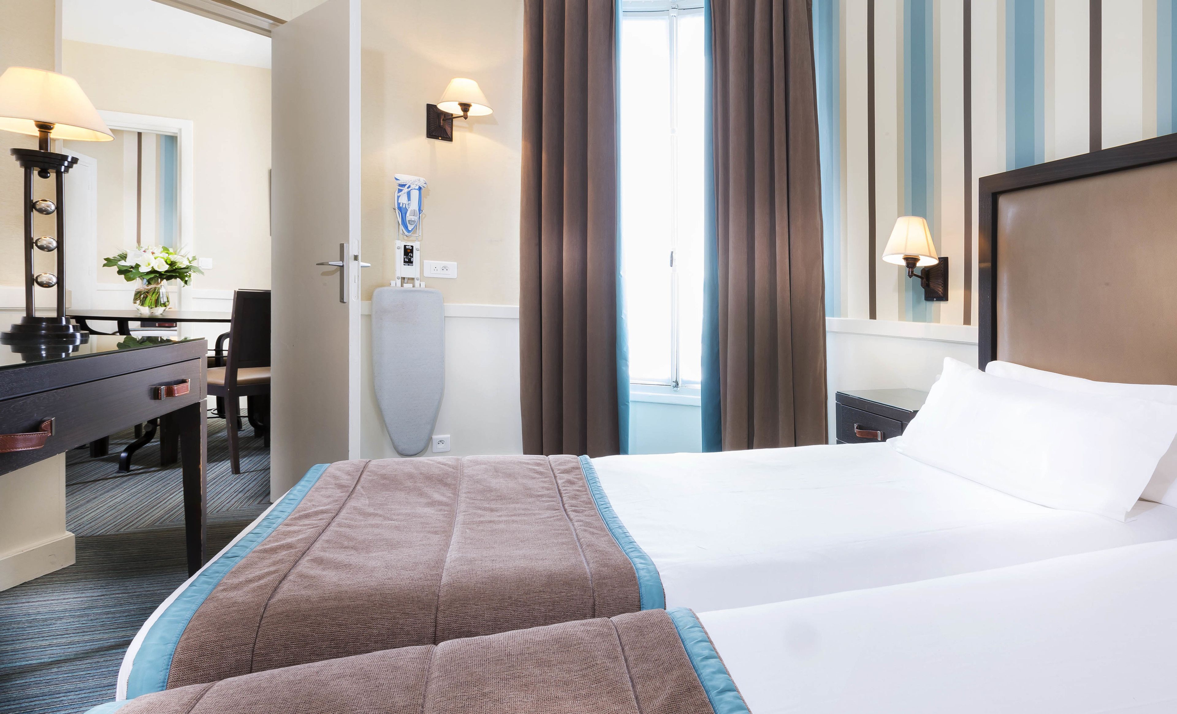 twin room | 2 bedrooms, minibar, in-room safe, desk