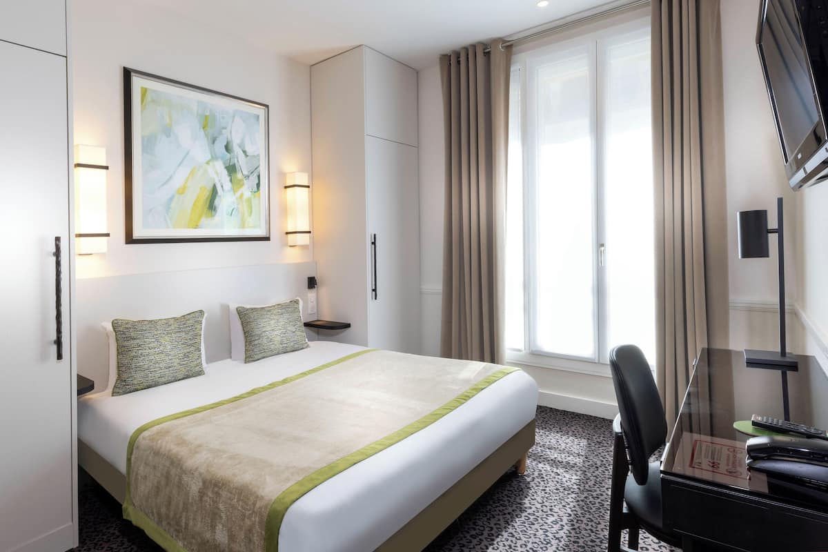 Chambre Double | 1 chambre, minibar, coffres-forts dans les chambres, bureau