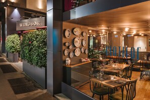 Breakfast, lunch, dinner and brunch served - Hotel Windsor Milano (Milan)