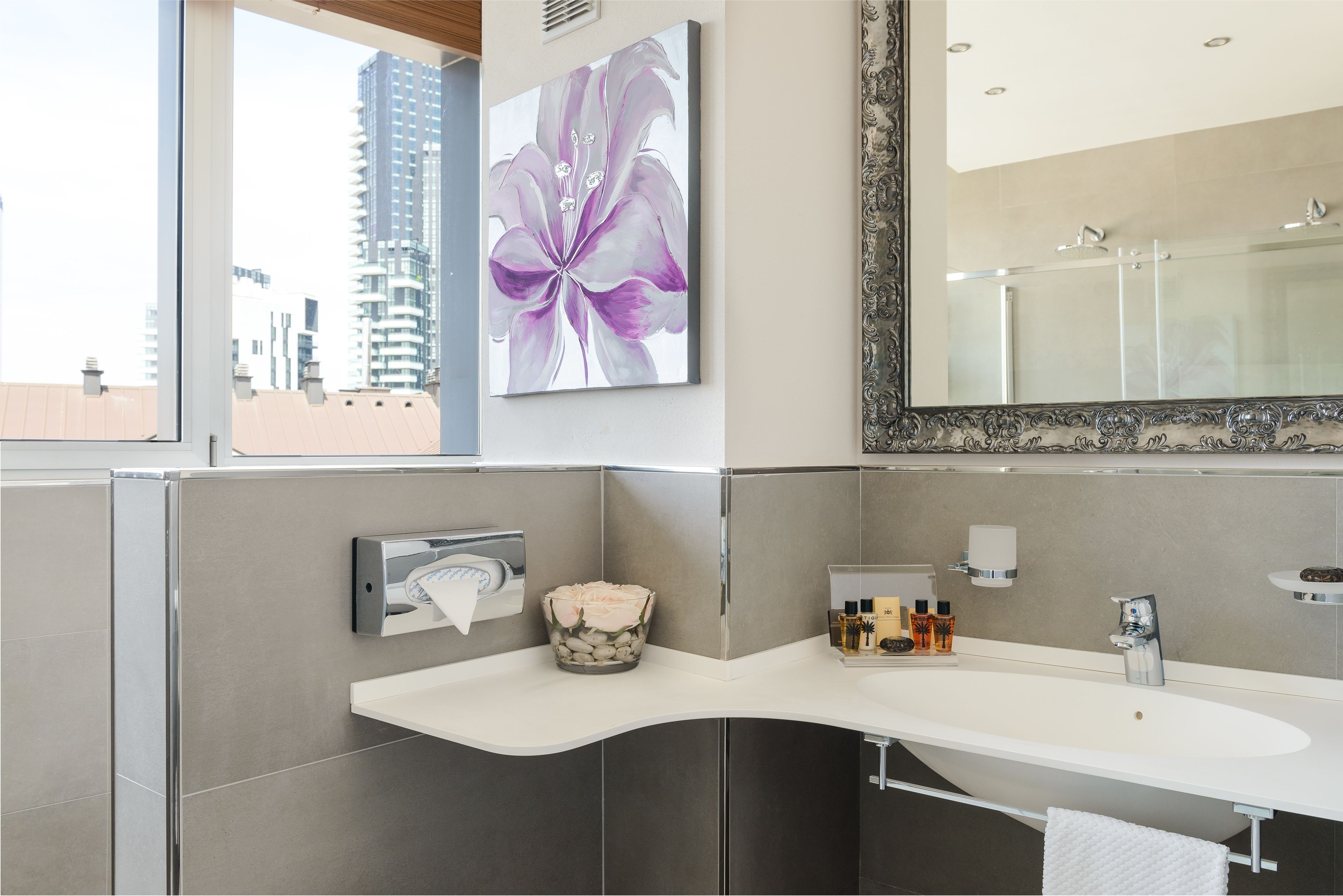 shower, rainfall showerhead, free toiletries, hair dryer