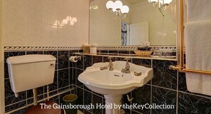 Bathroom - Gainsborough Hotel (London)