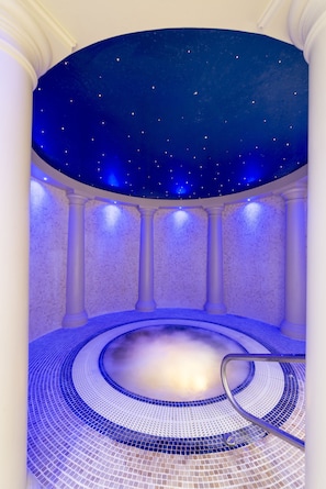Bain à remous intérieur