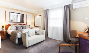 Chambre Double Exécutive | Literie hypoallergénique, coffres-forts dans les chambres