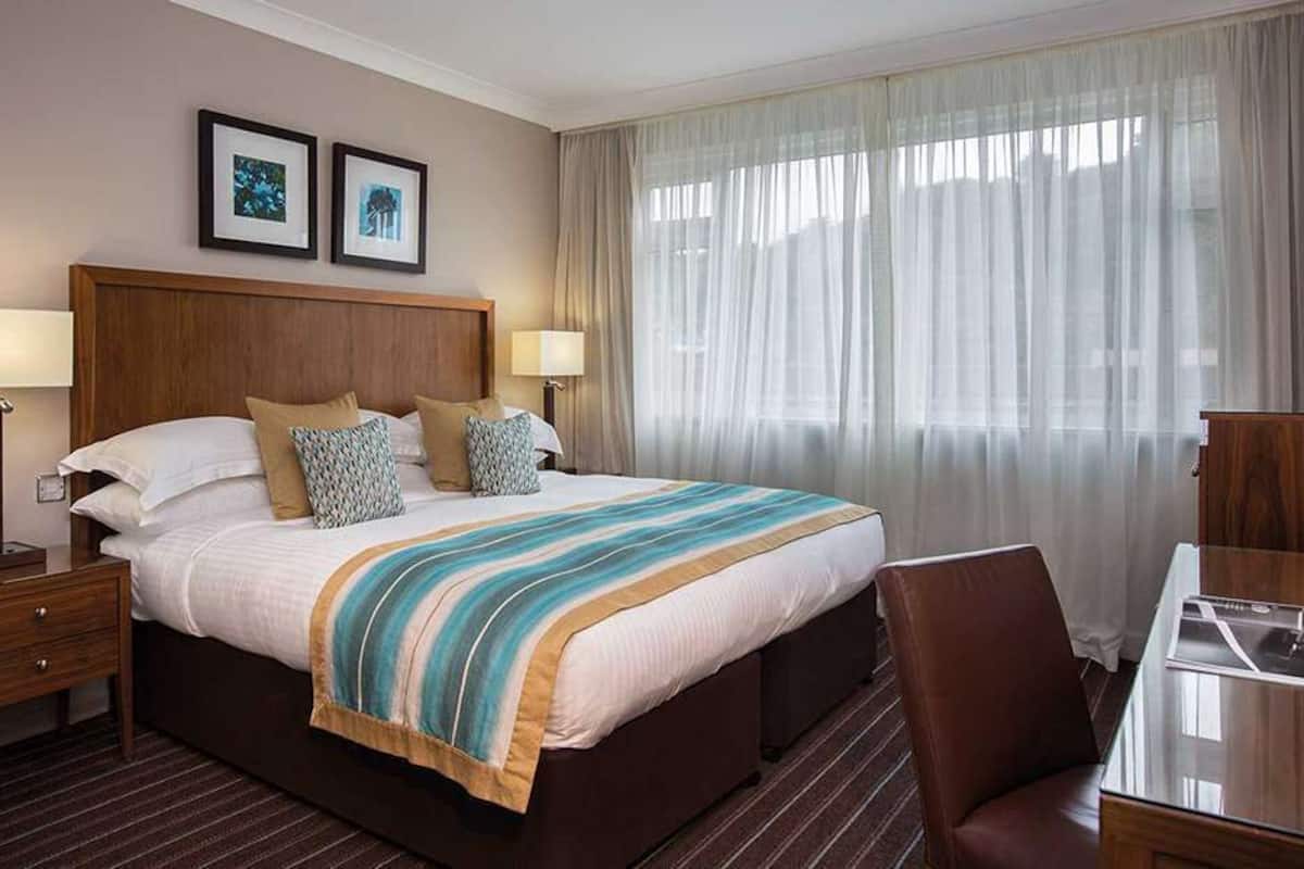 Family Suite, 2 Bedrooms | In-room safe, desk, blackout drapes, iron/ironing board